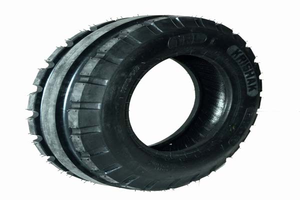 Tyre (600-16 NG)